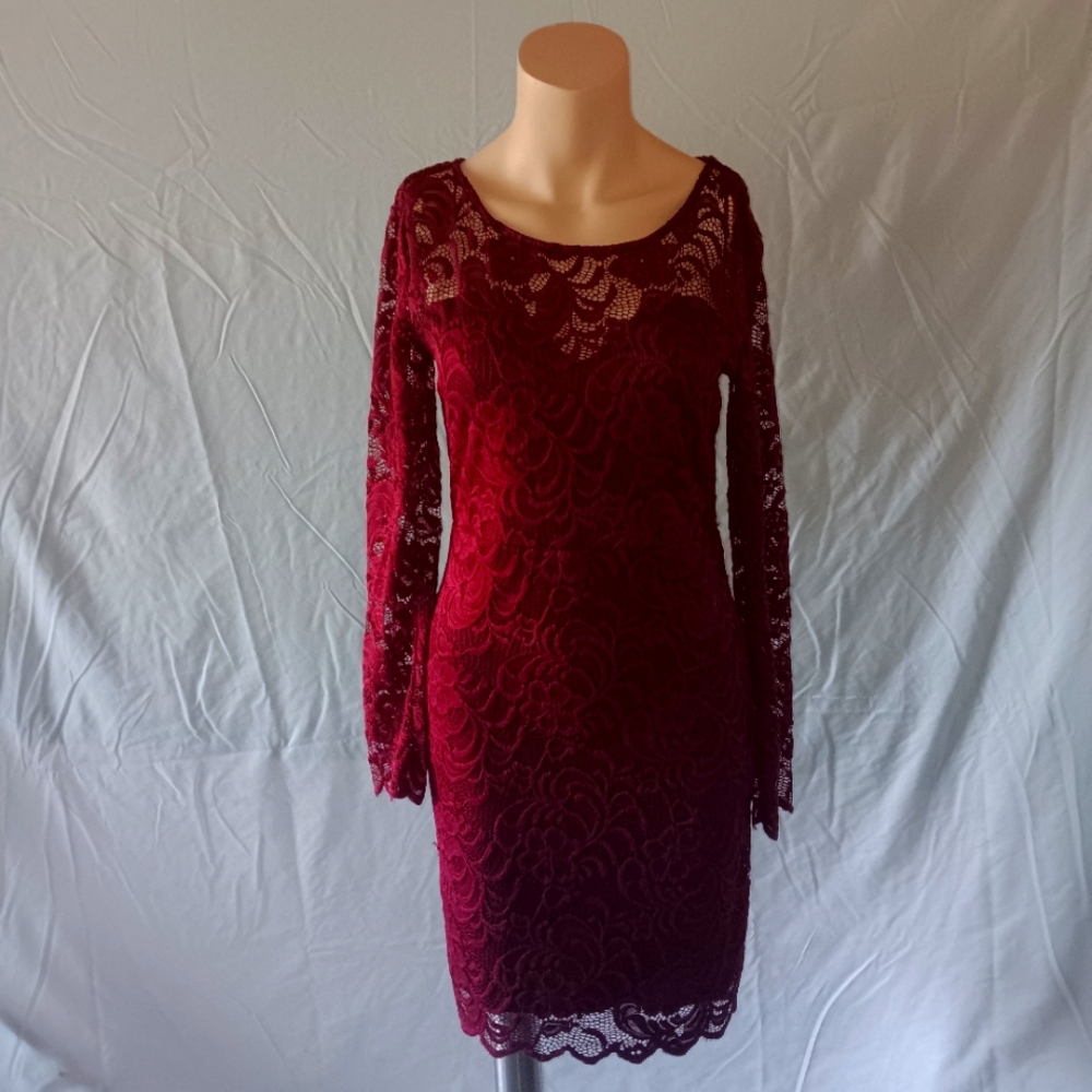 Elegant Lace Long Sleeve Cocktail Dress - Maroon